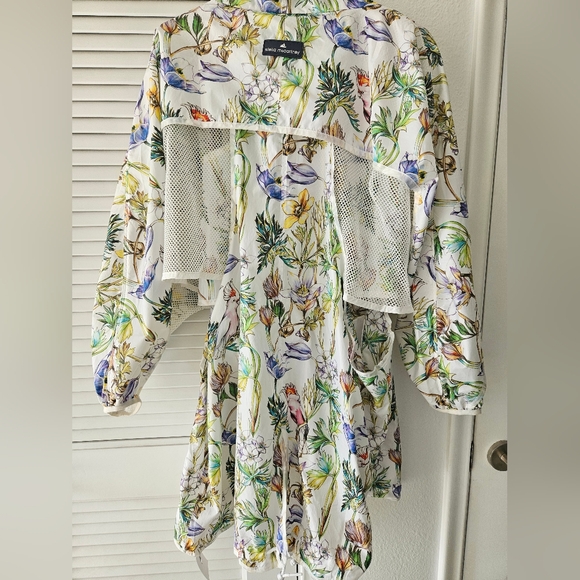 RARE windbreaker/jacket. - Picture 8 of 9